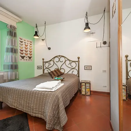 Signor Colosseo 3* Rome