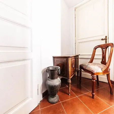 Signor Colosseo روما