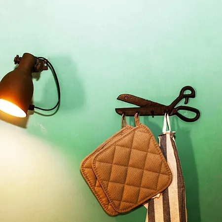 Oda ve Kahvaltı Signor Colosseo 3*