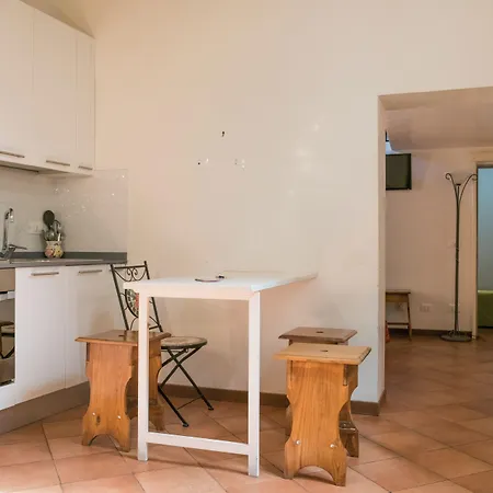 Signor Colosseo Roma