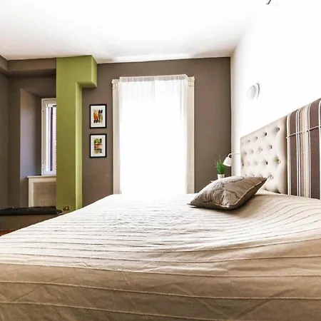 Signor Colosseo Couette-café 3*