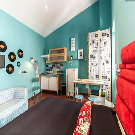 Oda ve Kahvaltı Signor Colosseo 3*