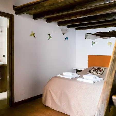 Signor Colosseo Couette-café 3*